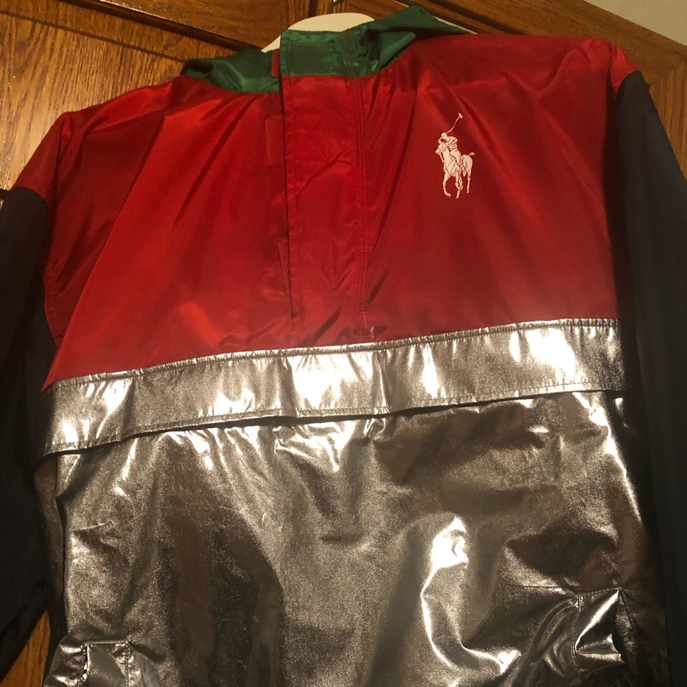 It's almost as new. My son only worn it once. It's beautiful.